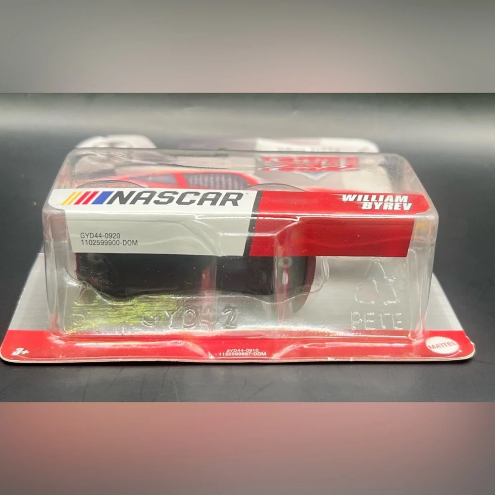 Disney Pixar, Cars - William Byrev, Nascar, Metal Car- New in‎ package